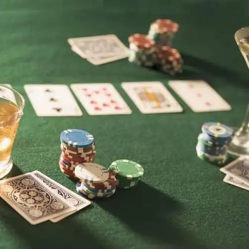 rusuntogel slot Infinite Blackjack mobile interface showing dealer, player hand, and betting options